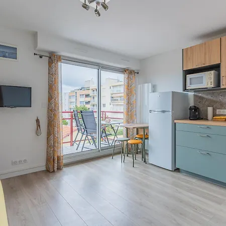 Apartment L'aiguillon *