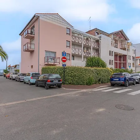 Apartment L'aiguillon *